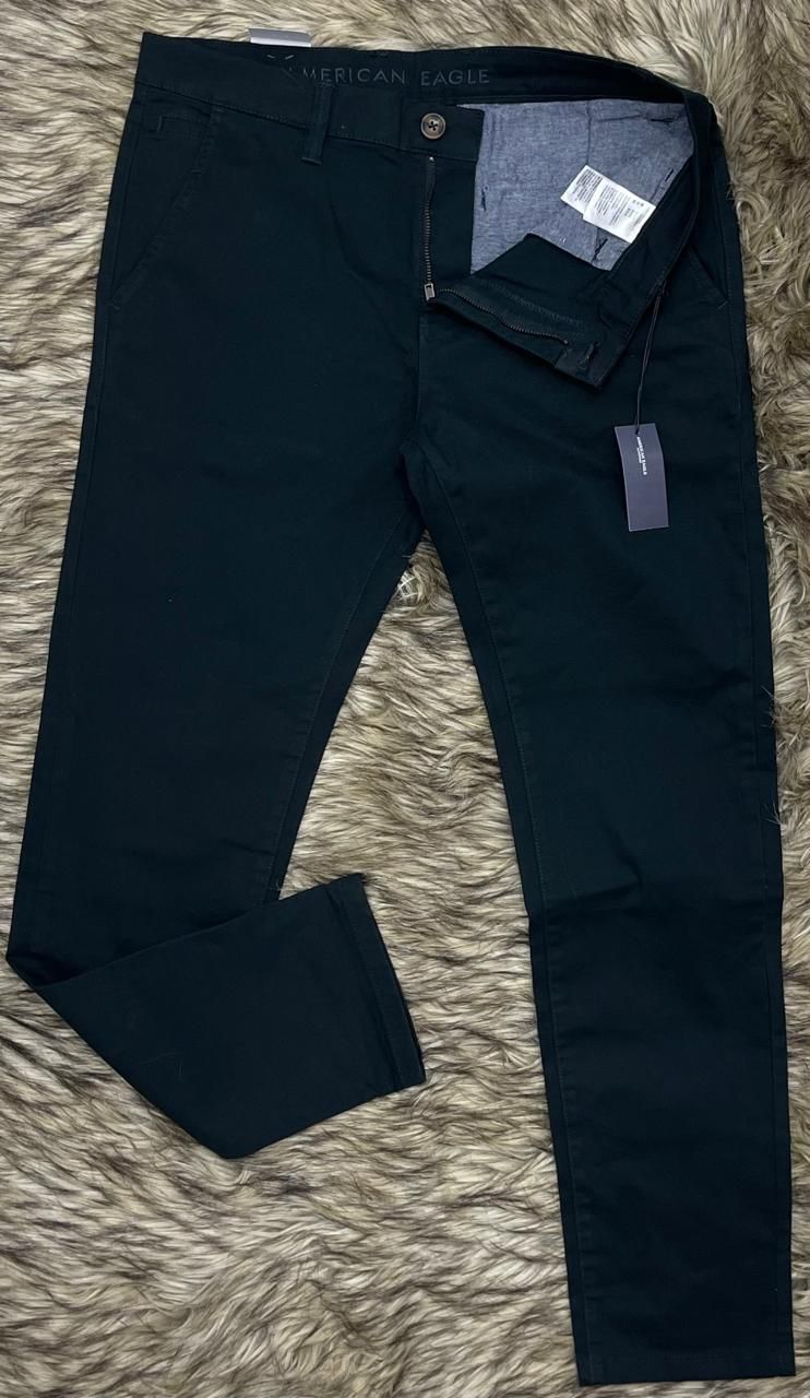 PANTALON A. E.  TIPO CHINO