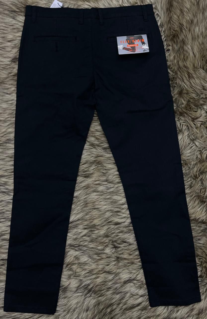PANTALON A. E.  TIPO CHINO